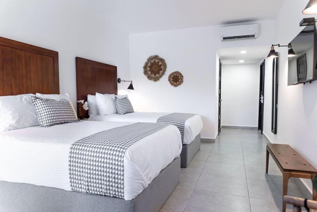 Hotel Vista Lago Buena Vista Arriba 외부 사진